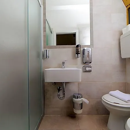 Hotel 21